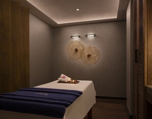 Espace de soins pour les couples, soins corporels, soins d'aromathérapie