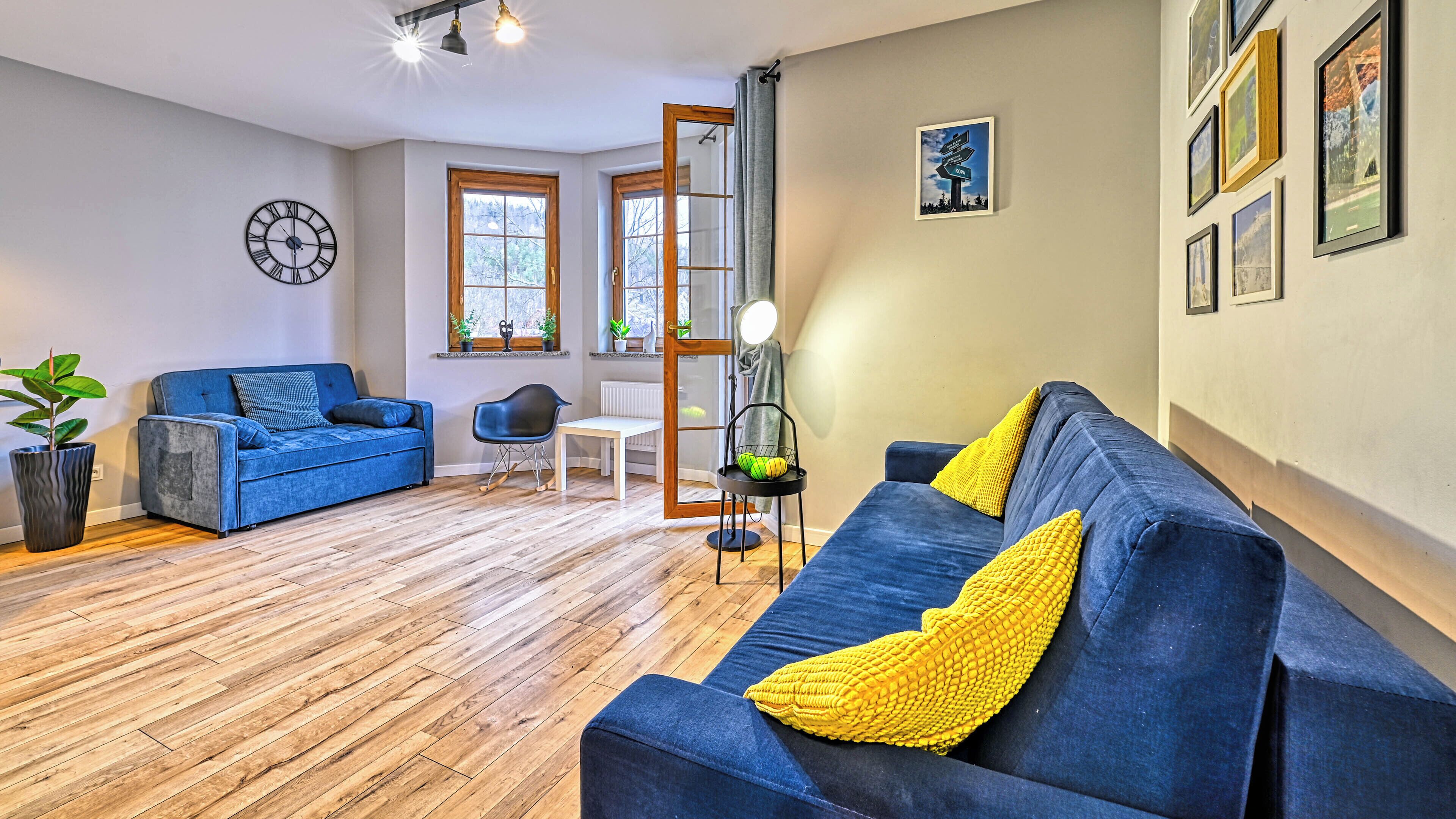 Apartment (7) | Living area