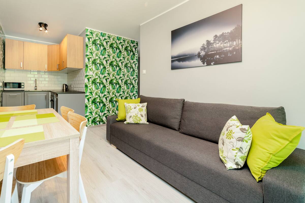 Apartment (3E/4)