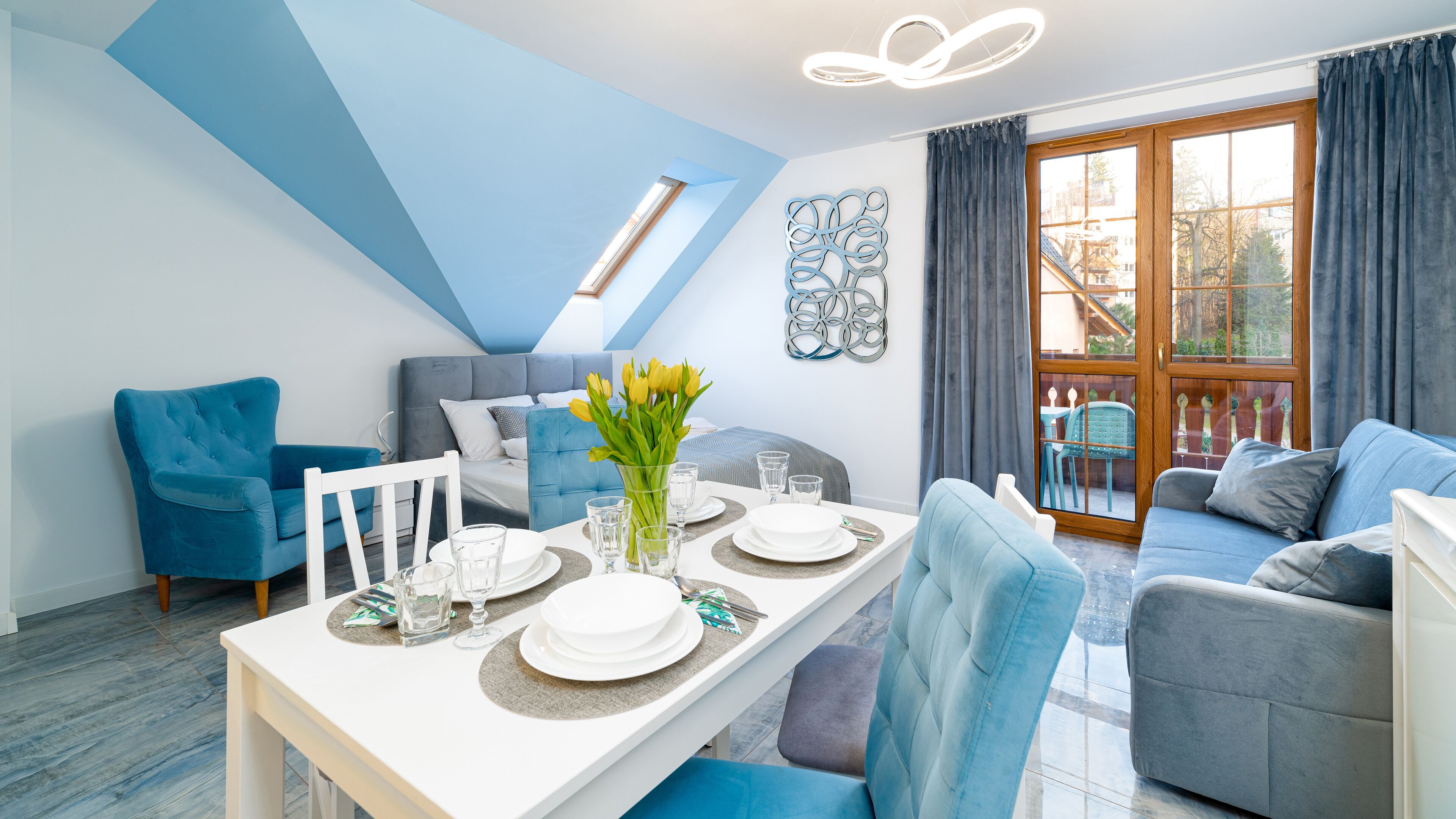 Studio (3E / 17) | Wohnbereich | Flachbildfernseher