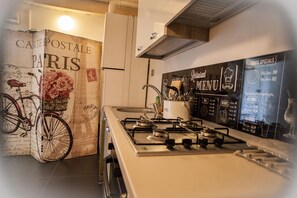 Microwave, oven, stovetop, dishwasher - LOFT APARTMENT FOR UP TO 6 PEOPLE (FERRARA)