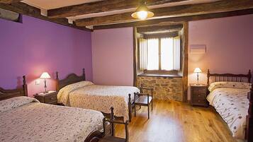 2 Schlafzimmer, Bügeleisen/Bügelbrett, Reisekinderbett, kostenloses WLAN