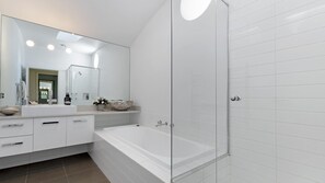 Shower, towels