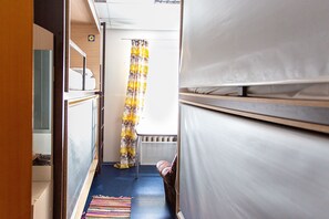 Standard Shared Dormitory, Women only (4 beds)