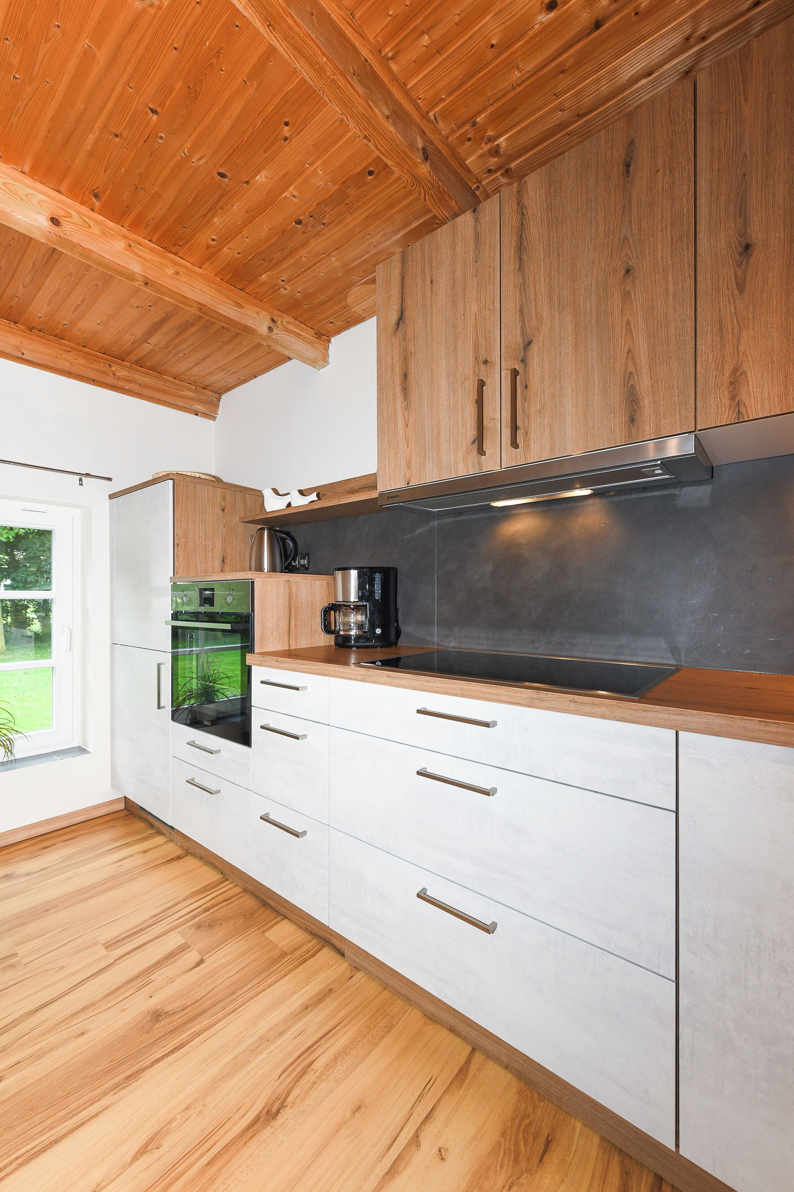 Kühlschrank, Mikrowelle, Geschirrspüler