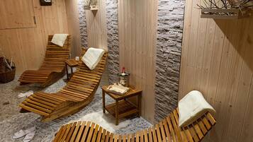 Salas de tratamiento para parejas, un sauna