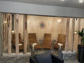 Espace de soins pour les couples, sauna, massages aux pierres chaudes