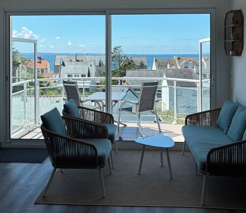 Magnificent apartment - Beautiful sea view - Wifi included