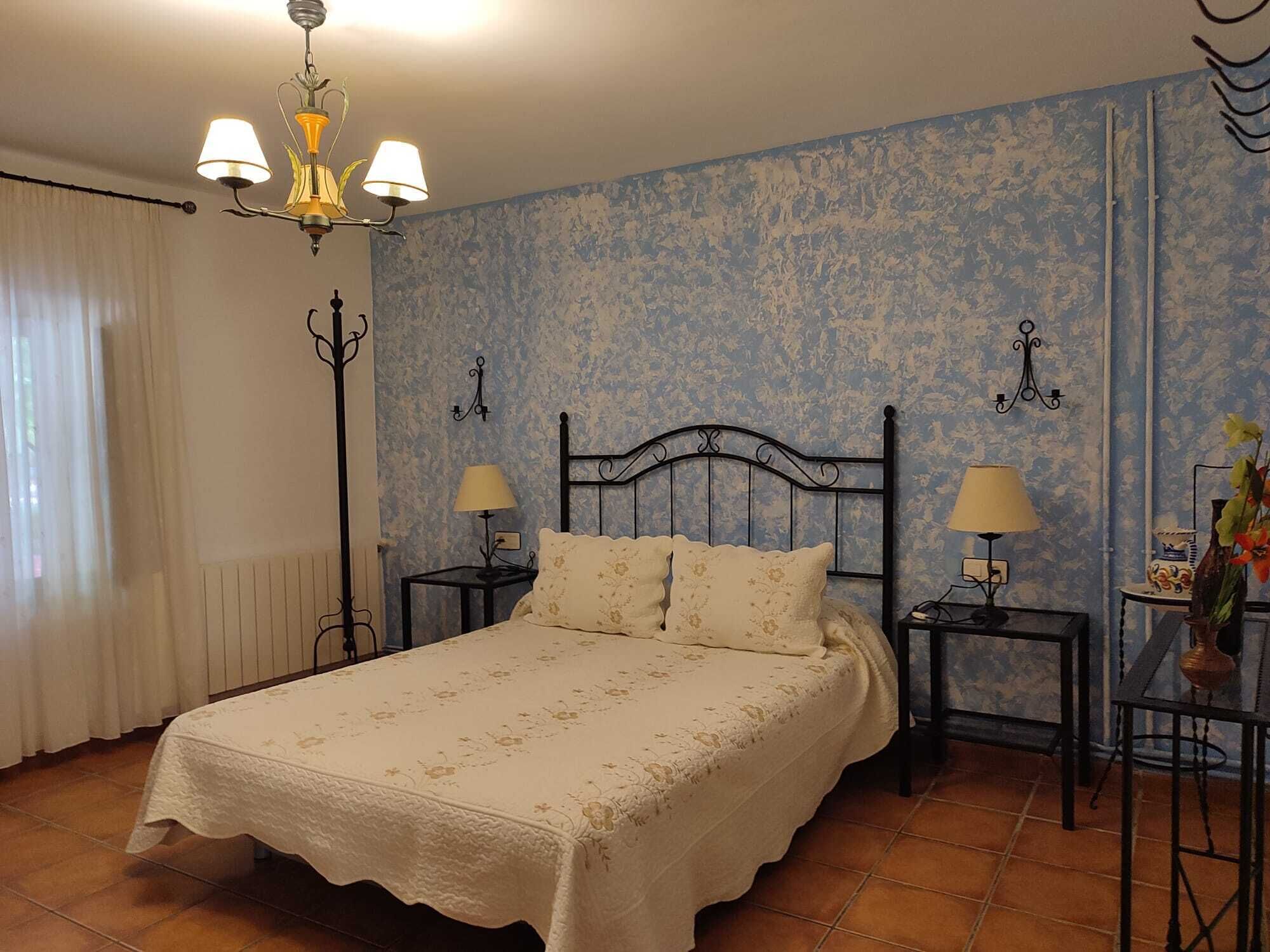 4 Schlafzimmer, Bügeleisen/Bügelbrett, kostenloses WLAN, Bettwäsche