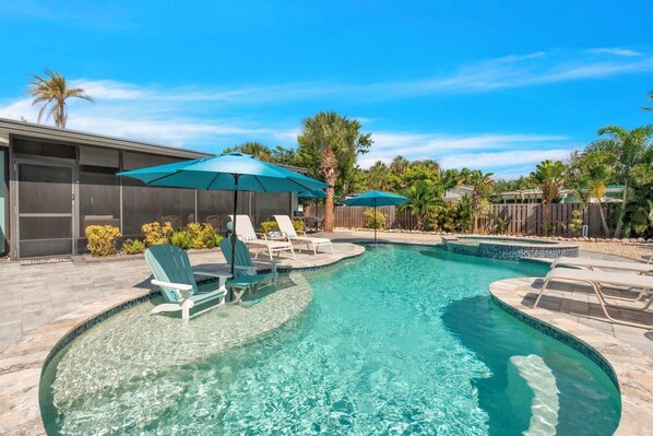 Unclassified image, 1 of 41, button