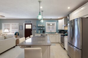 Geschirrspüler, Kochgeschirr/Geschirr/Besteck, Eiswürfelbereiter