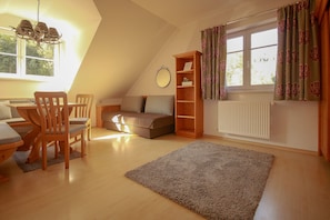80-cm flat-screen TV with cable channels, TV, heated floors - Appartement Bosek (Wagrain)