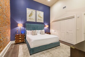 2 chambres, fer et planche à repasser, lit parapluie, Wi-Fi