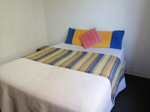Blackout drapes, iron/ironing board, free WiFi - Mancora (Santiago)