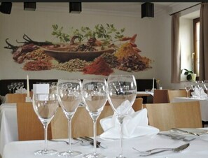 Restaurant - Sinzingers Krone Hotel und Restaurant (Öhringen)