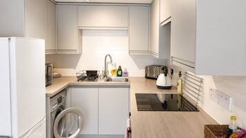 Microwave, oven, highchair, cookware/dishes/utensils