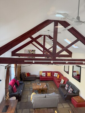 TV, ping pong - Howgills Barn | Self-catering accommodation in Yorkshire | Countryside location (Sedbergh)