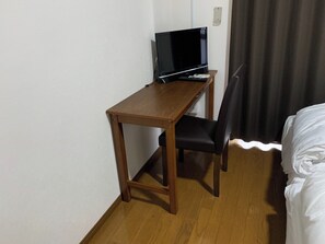 1 bedroom, desk, free WiFi, bed sheets - Annex 303 3 singles Spacious twin room  Please be sure to contact the hotel / Chikushino Fukuoka (Chikushino)