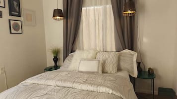 1 bedroom, iron/ironing board, WiFi, bed sheets