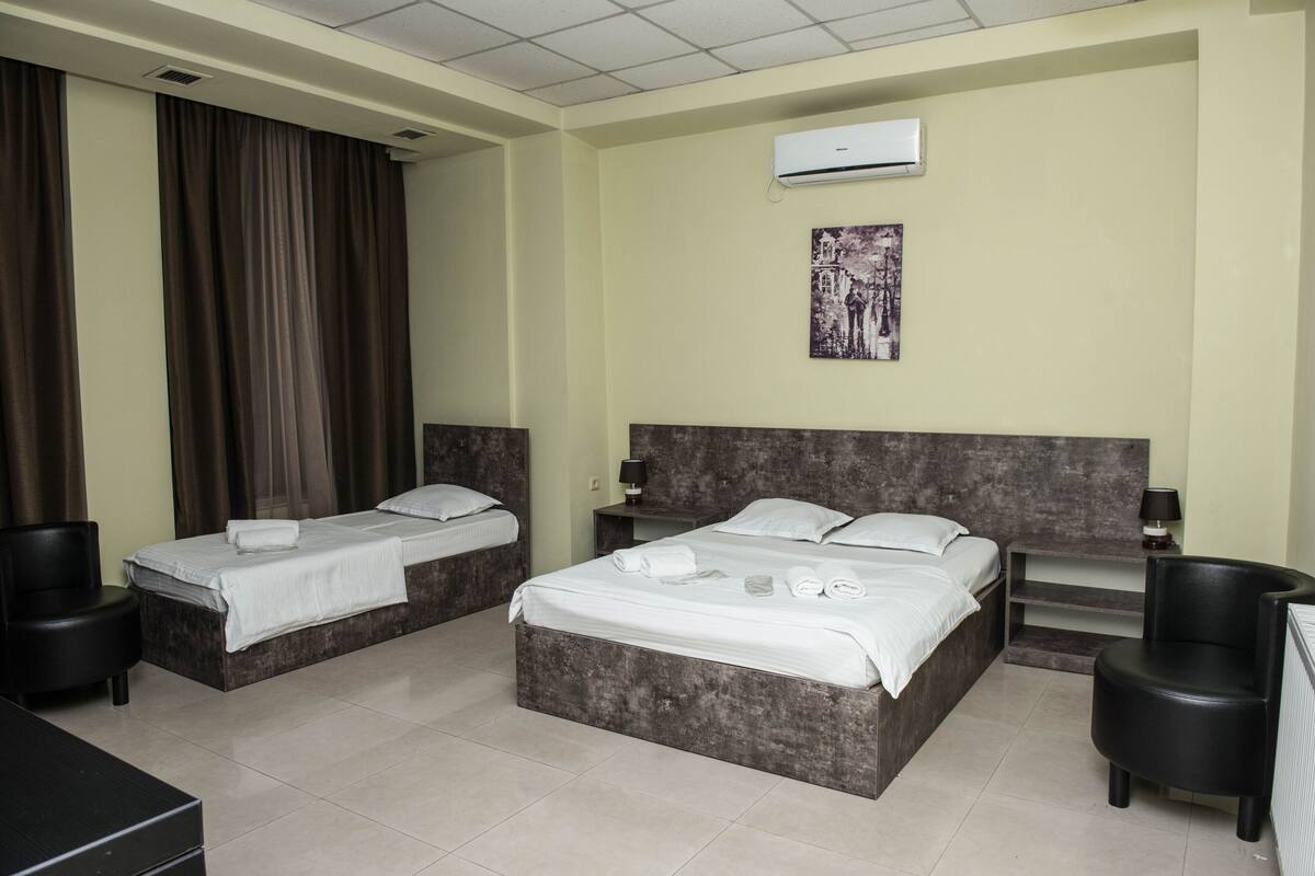 Comfort Triple Room | Minibar, WiFi (free)