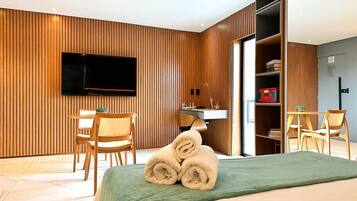 Deluxe Apartment, 1 Bedroom | 1 bedroom, minibar, in-room safe, blackout curtains