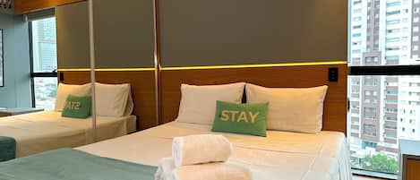 Deluxe Apartment, 1 Bedroom | Minibar, in-room safe, blackout drapes, free WiFi