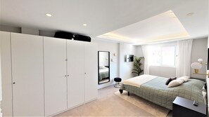 3 chambres, fer et planche à repasser, Wi-Fi gratuit, draps fournis