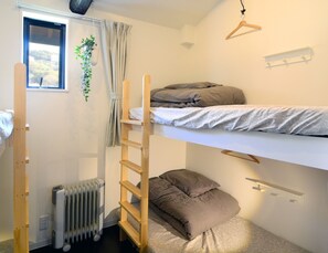 1 bedroom, desk, free WiFi, bed sheets - newA town house designed by an architect / Nagasaki Nagasaki (Nagasaki)