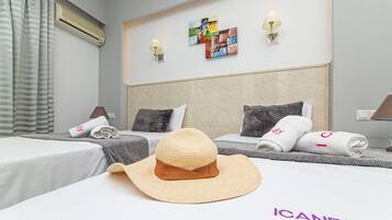 Standard Studio, 2 Single Beds | Desk, iron/ironing board, free cots/infant beds, free WiFi