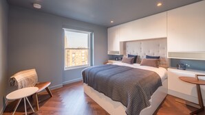 Standard Apartment | Iron/ironing board, WiFi (free)