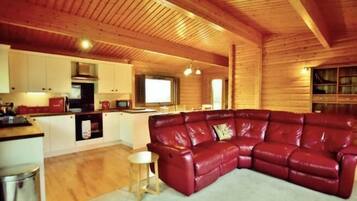 Three Bedroom Lodge | Living area | Plasma TV