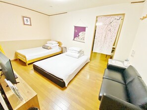 1 bedroom, desk, iron/ironing board, free WiFi