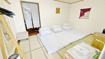 1 bedroom, desk, iron/ironing board, free WiFi