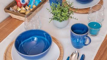 Petit déjeuner composé de spécialités régionales compris tous les jours