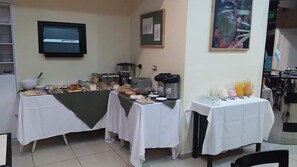 Gratis morgenmadsbuffet hver dag