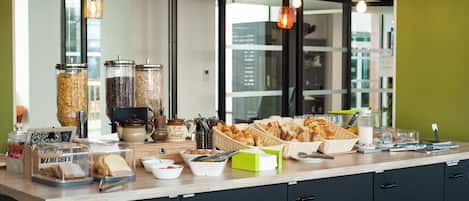 Gratis frukostbuffé varje dag