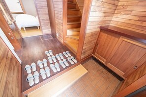3 bedrooms, desk, free WiFi, bed sheets - Near Nakajima Park Facilities within walking distance Free parking  - Nakajima Park West House / Sapporo Hokkaidō (Sapporo)