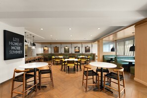 Restaurant - Fairfield Inn & Suites by Marriott Brooksville Suncoast Parkway (Spring Hill)