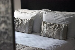 Double Room | Desk, laptop workspace, blackout curtains, iron/ironing board
