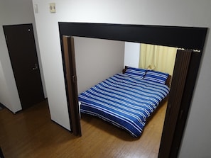 1 bedroom, desk, iron/ironing board, free WiFi