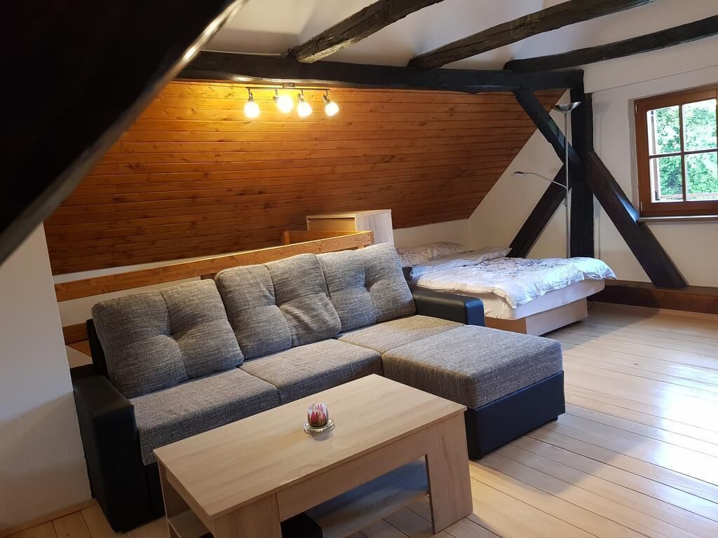 Family House | In-room safe, desk, laptop workspace, free WiFi