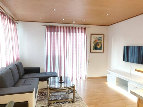 Lake & the City - modern holiday home in Vienna