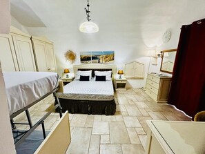 2 chambres, lit parapluie, Wi-Fi gratuit