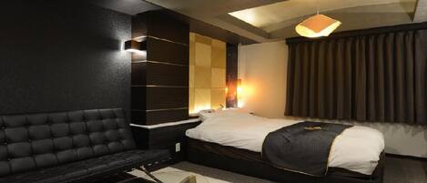 1 bedroom, desk, free WiFi, bed sheets