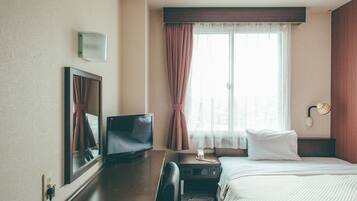 1 bedroom, desk, free WiFi, bed sheets