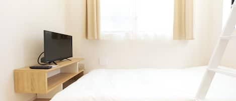 1 bedroom, free WiFi, bed sheets