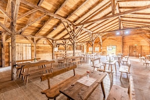 Daily buffet breakfast (EUR 9 per person) - Almdorado (Uebersee)