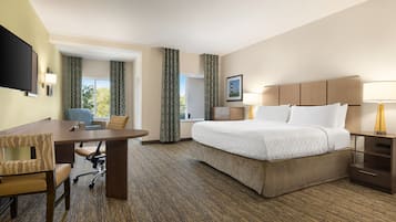 1 bedroom, premium bedding, pillow-top beds, desk