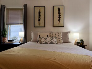 3 bedrooms, in-room safe, desk, iron/ironing board