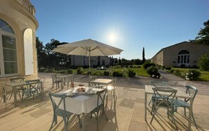 Restauration extérieure